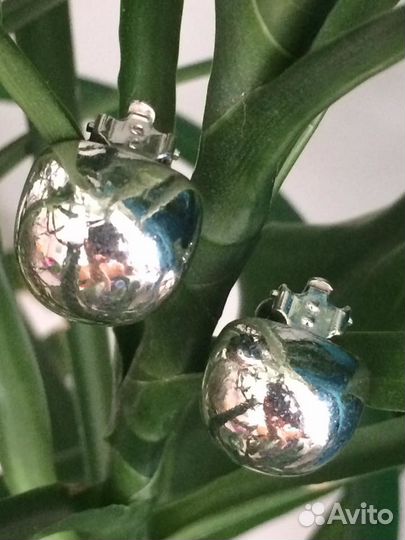 Клипсы, маркировка 1976 Givenchy, Paris New York