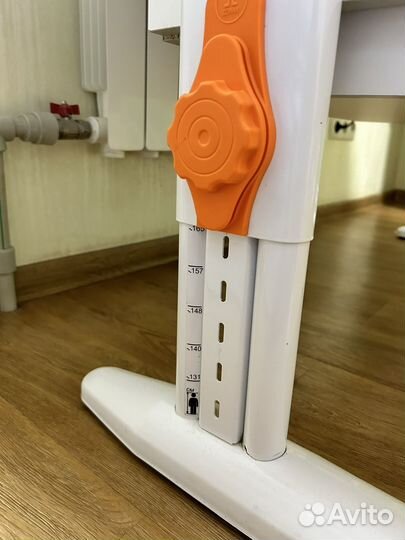 Растущий стол и стул для школьника