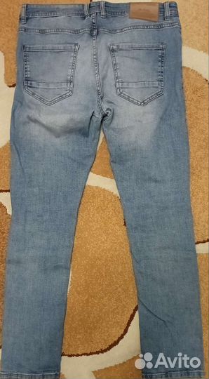 Джинсы мужские