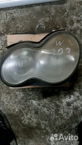 Фара передняя левая Mercedes w203