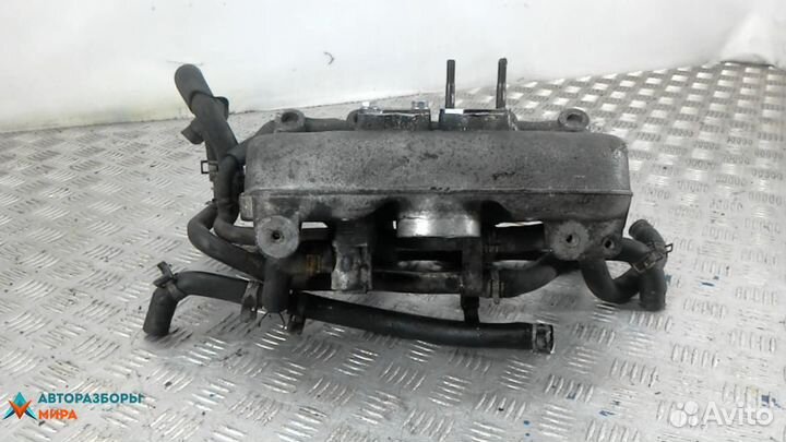 Коллектор впускной Isuzu trooper 1 LS 1994