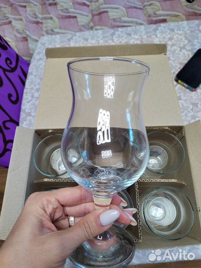 Бокалы и стопки