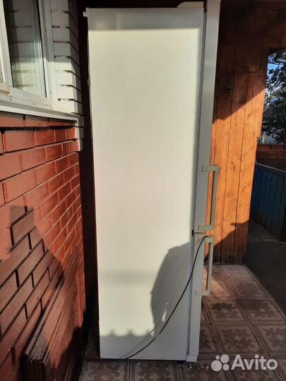 Холодильник LG