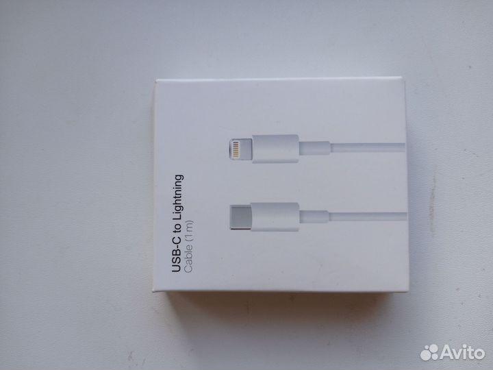 Зарядка на iPhone шнур