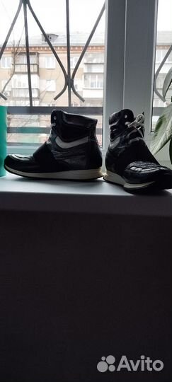 Ботинки женские 37 размер