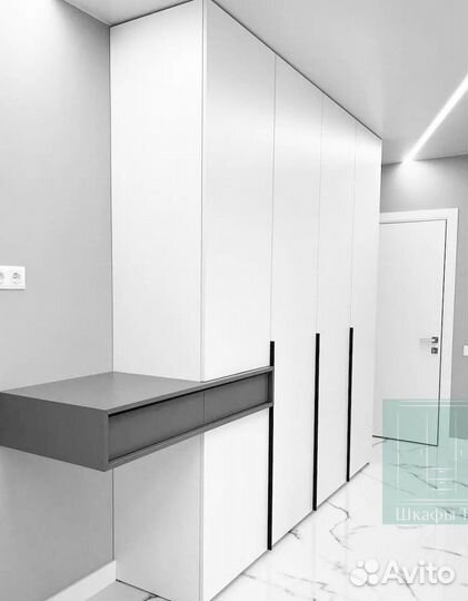 Шкаф стенка