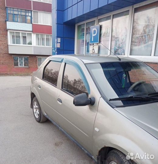 Renault Logan 2011 г