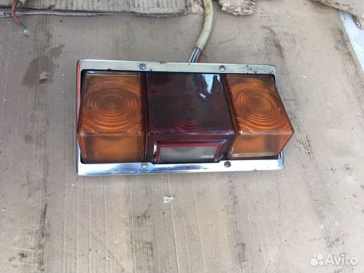 Задний блок фар на мотороллер