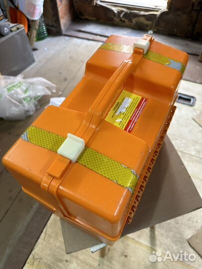 Ящик пластмассовый из под укладки врача