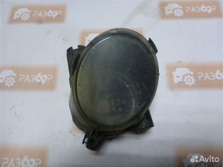 Фара противотуманная передняя левая Volvo Xc70