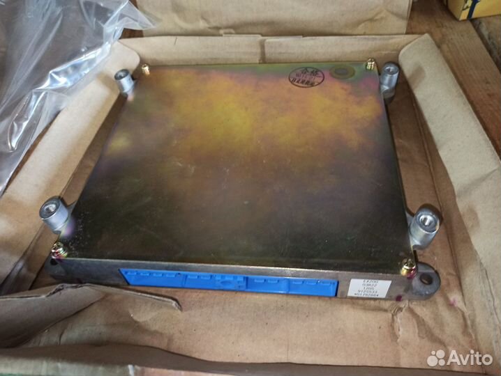 Hitachi EX200-2 блок управления гидравлики 9125533