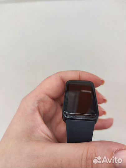 Фитнес браслет huawei band 8 с Amoled экраном