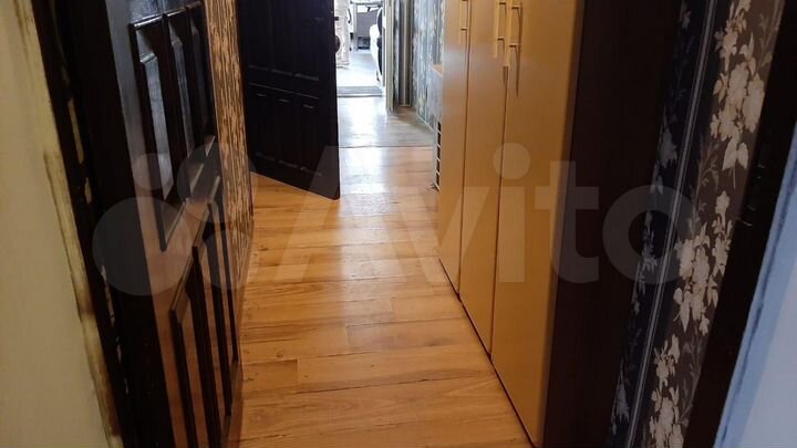 Дом 180 м² на участке 4 сот.