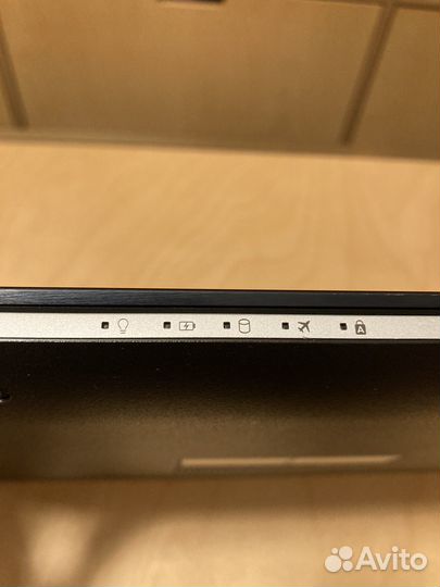 Ноутбук asus K501L