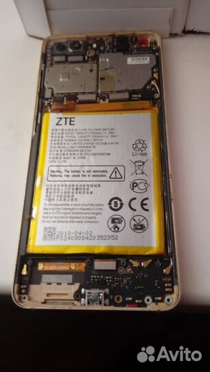 ZTE Blade V9, 3/32 ГБ