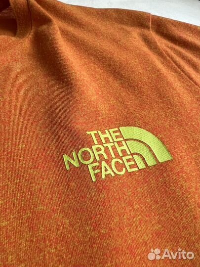 Футболка The North Face