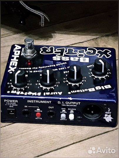 Aphex Bass Xciter педаль эксайтер
