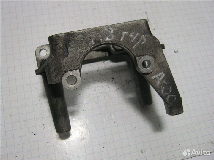 Кронштейн гидроусилителя audi A6 C4 1994-1997