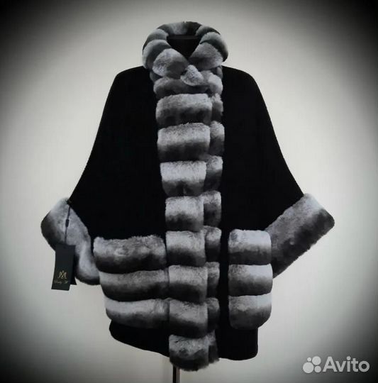 Пальто шикарное с меховой отделкой