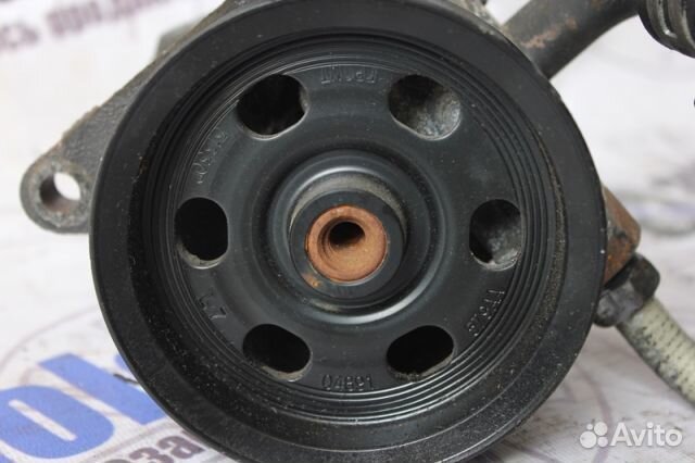 Гидроусилитель руля Jeep Grand Cherokee Iii X164