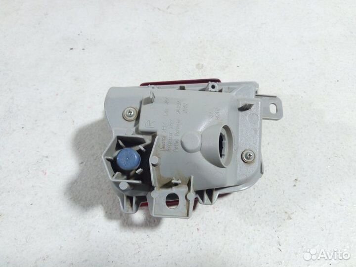 Фонарь противотуманный задний правый Toyota Land