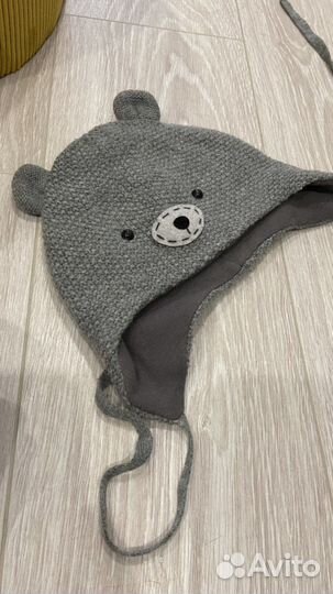 Шапки(р.50 - 2 шт зимние, р 48 деми) цена за все