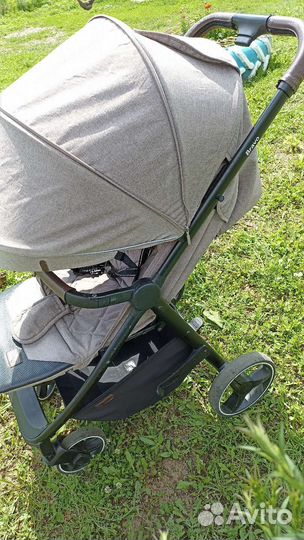 Коляска прогулочная carello bravo