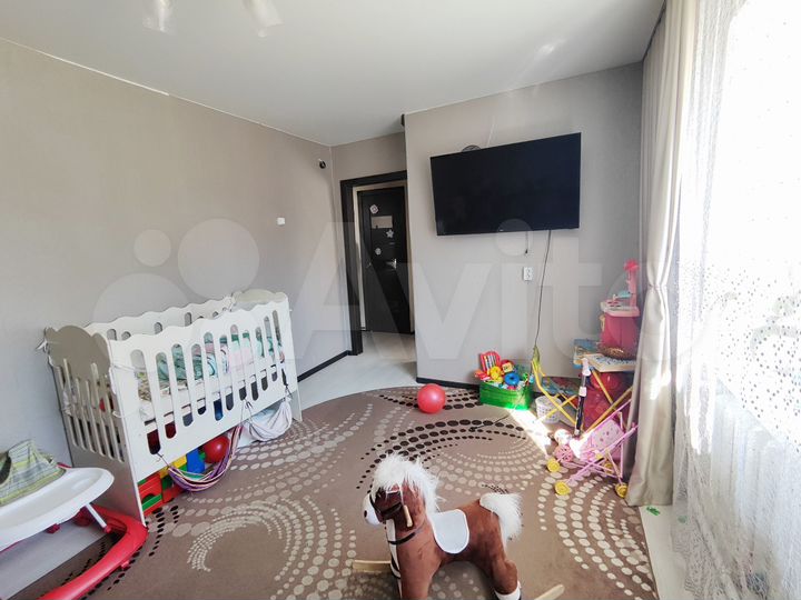 2-к. квартира, 42 м², 1/2 эт.