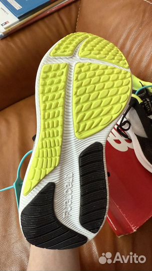 Кроссовки new balance