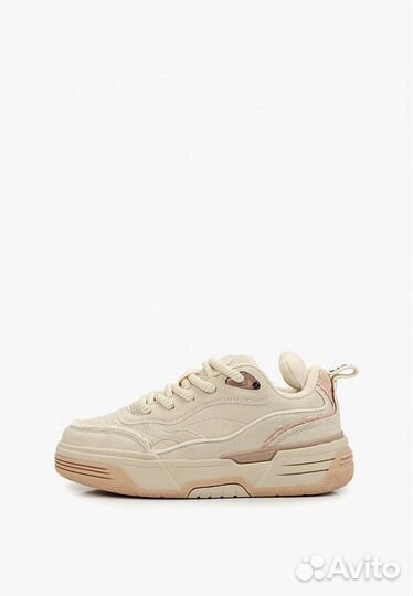 Кроссовки женские