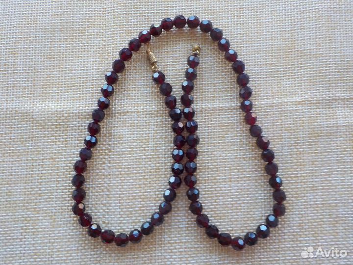 Бусы времен СССР чешское стекло, минералы