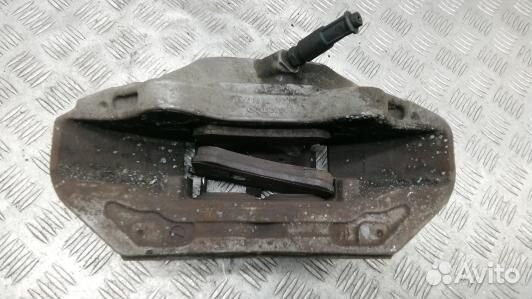 Суппорт тормозной передний левый mercedes benz S-c