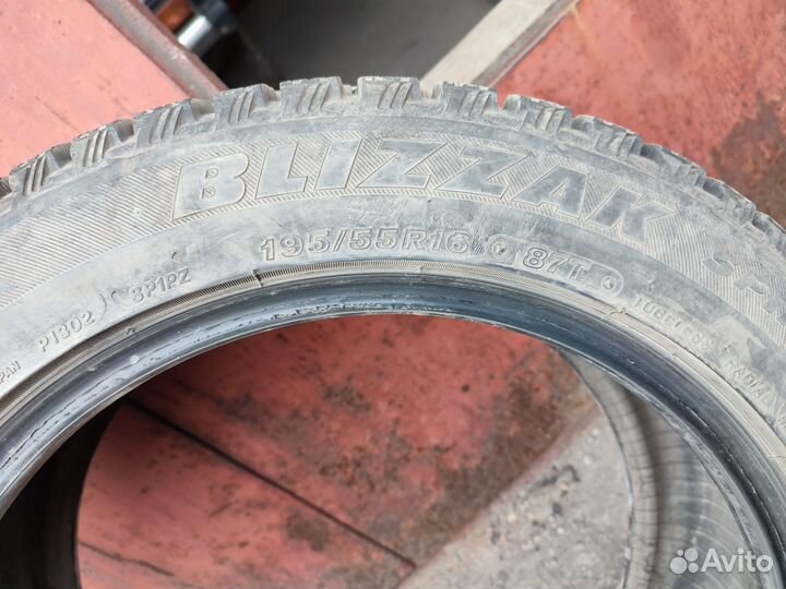 Bridgestone Blizzak Spike-01 195/55 R16 87T