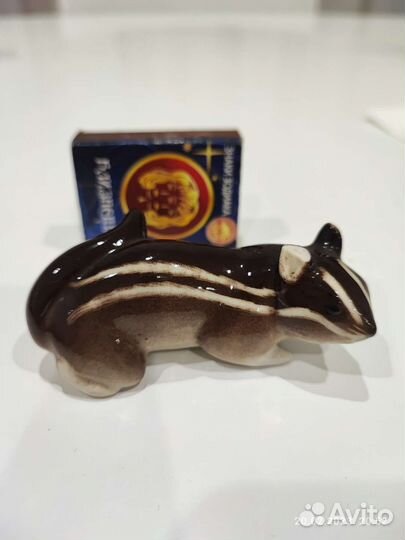 Фарфоровые статуэтка бурундук лфз