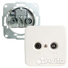 Розетка ikusi цифровое и спутниковое тв