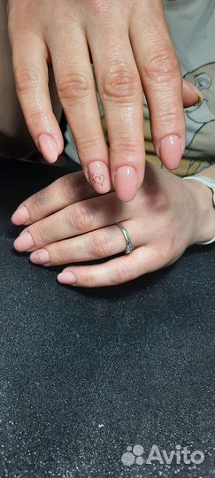 Мастер маникюра и педикюра