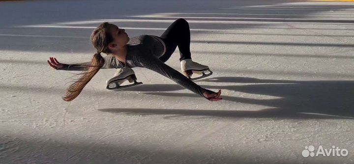 Тренер по фигурному катанию