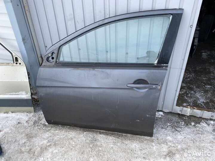 Дверь передняя левая Mitsubishi Lancer