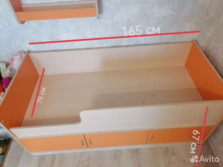 Кровать детская от 3 лет и полка