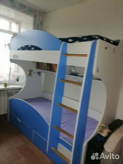 Двухъярусная кровать бу с матрасами