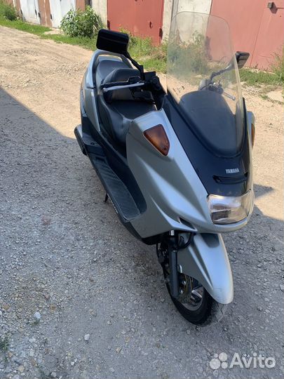 Yamaha majesty