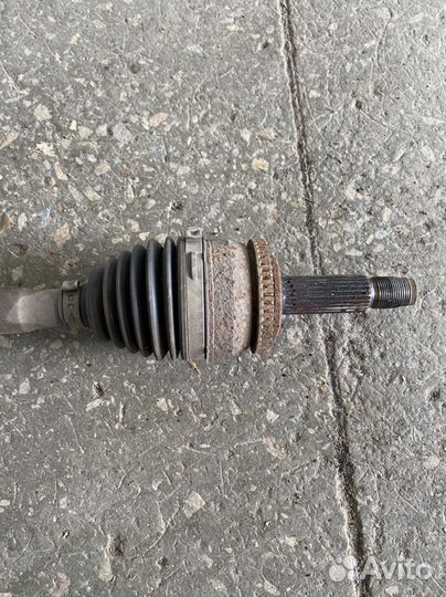 Привод правый в сборе МКПП Kia Rio 3 1.4