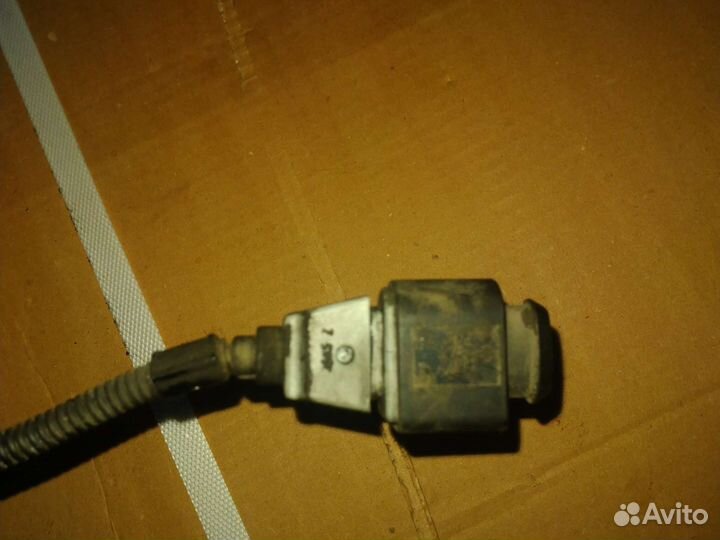 Датчик положения распредвала VW Audi 2.0TDI BKD