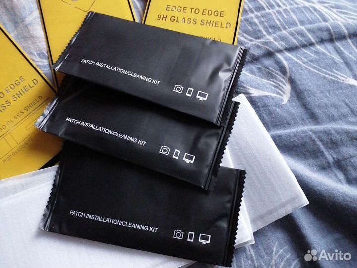 Защитное стекло на Huawei Nova Y70