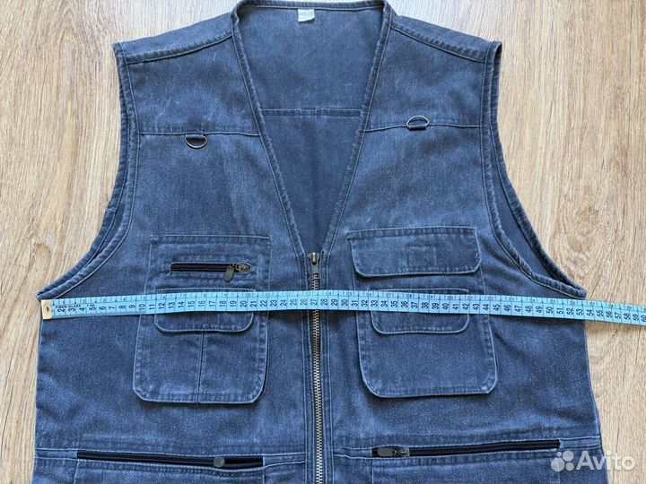 Жилет с карманами