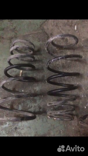 Пружины Тойота Камри 40