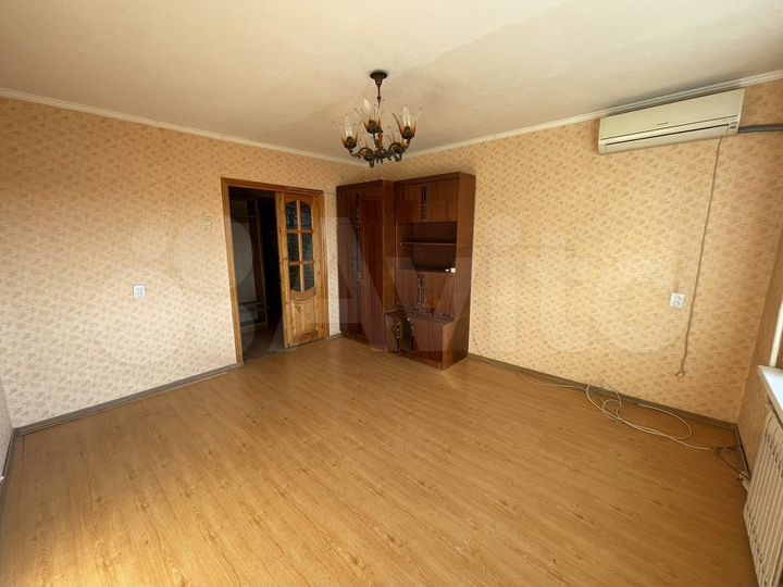2-к. квартира, 50 м², 5/9 эт.