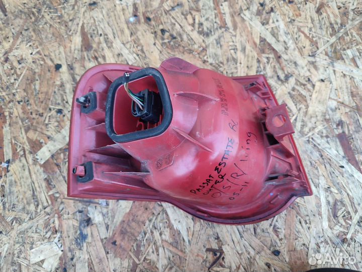 Задний фонарь Vw Passat b6 универсал