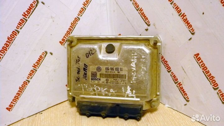 Блок управления двигателем Skoda Octavia Tur