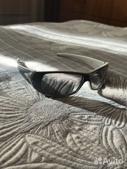 Солнцезащитные очки new balance